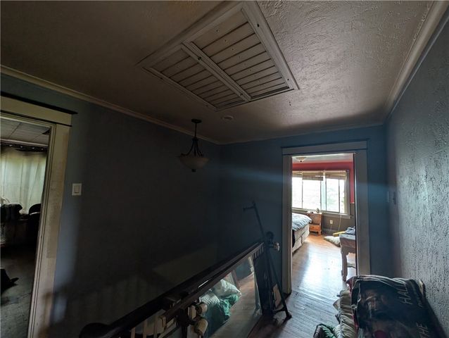4721 Lebanon Church Rd, West Mifflin, PA 15122