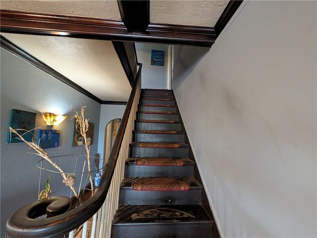 4721 Lebanon Church Rd, West Mifflin, PA 15122