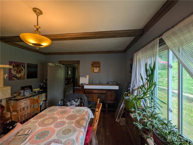 4721 Lebanon Church Rd, West Mifflin, PA 15122