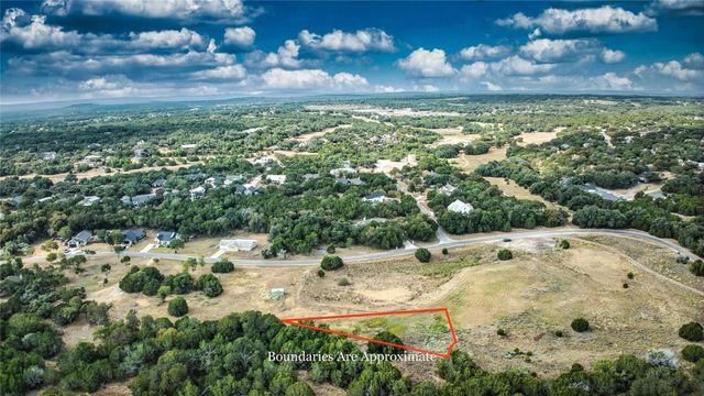 10 Crazy Cross RD, Wimberley, TX 78676