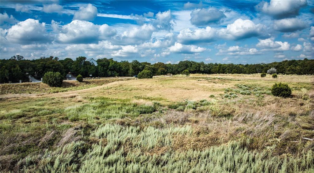 10 Crazy Cross RD, Wimberley, TX 78676