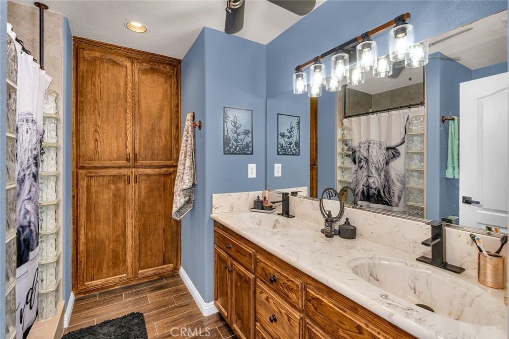 Image 26 of property listing at 3363 Maravilla, Coulterville, CA 95311