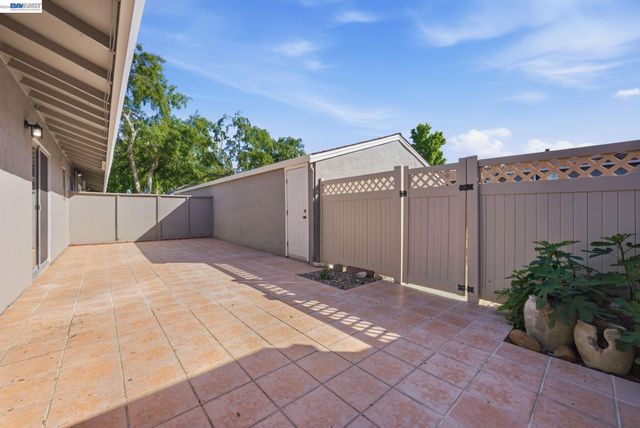 835 Royal Ann Lane, Concord, CA 94518