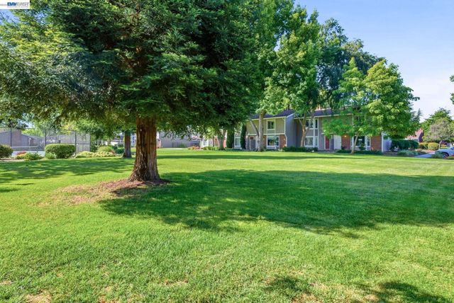 835 Royal Ann Lane, Concord, CA 94518