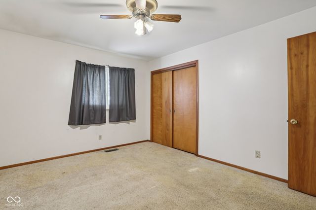 5723 S 100 W, Fountaintown, IN 46130