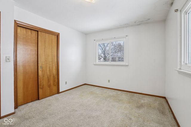 5723 S 100 W, Fountaintown, IN 46130