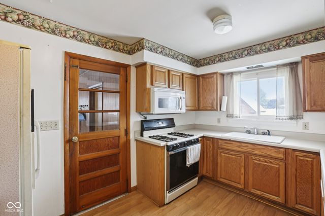 5723 S 100 W, Fountaintown, IN 46130