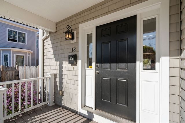 18 Hovey Street 18, Newton, MA 02458