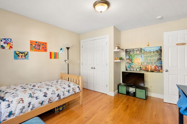 18 Hovey Street 18, Newton, MA 02458