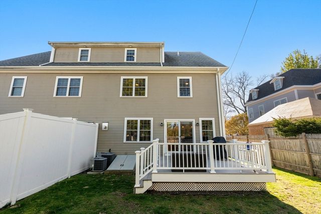 18 Hovey Street 18, Newton, MA 02458