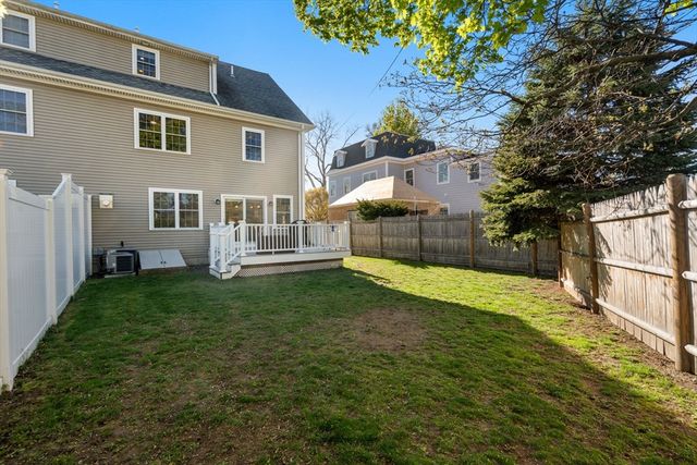 18 Hovey Street 18, Newton, MA 02458
