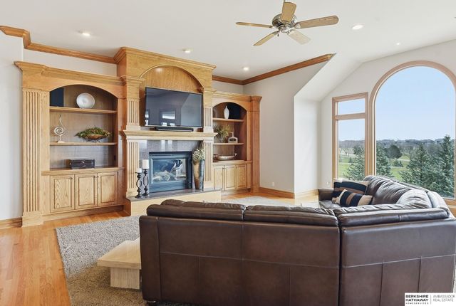 4809 N 196th Circle, Elkhorn, NE 68022