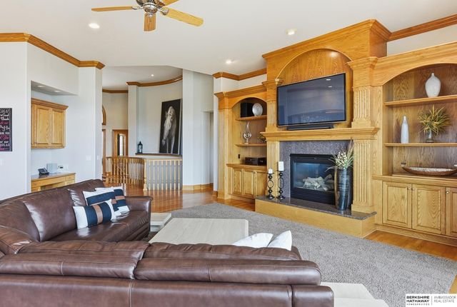 4809 N 196th Circle, Elkhorn, NE 68022