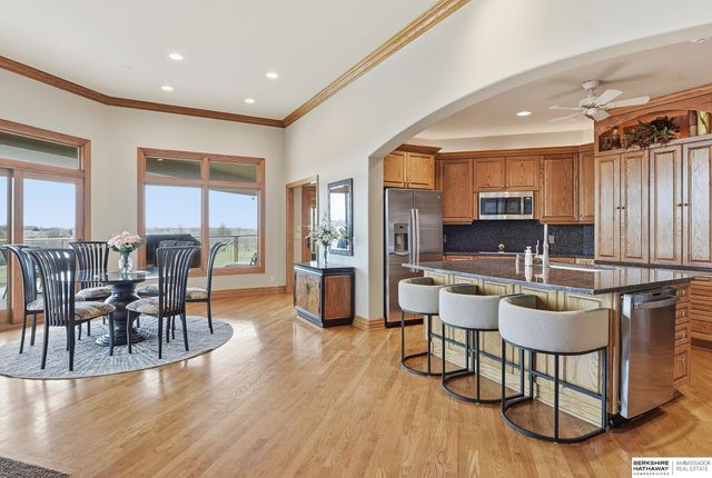 4809 N 196th Circle, Elkhorn, NE 68022