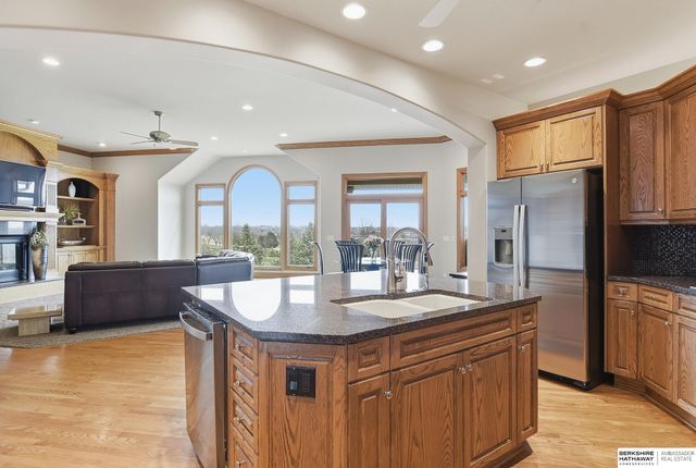 4809 N 196th Circle, Elkhorn, NE 68022