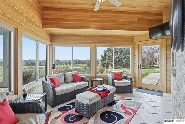 4809 N 196th Circle, Elkhorn, NE 68022