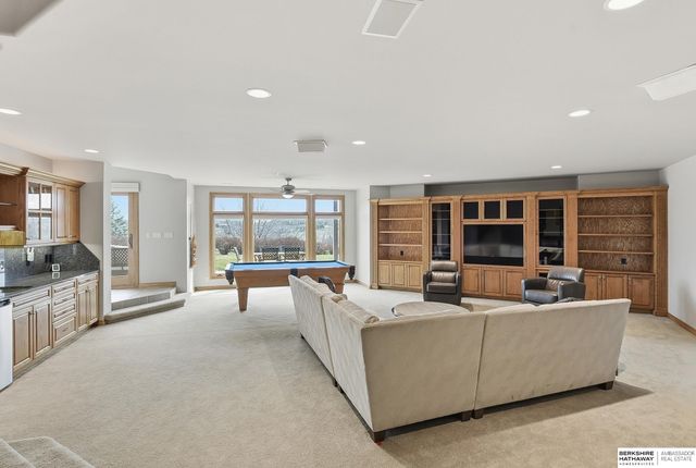 4809 N 196th Circle, Elkhorn, NE 68022