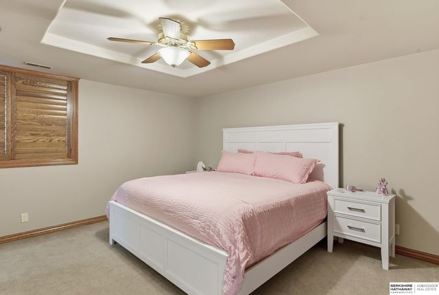 4809 N 196th Circle, Elkhorn, NE 68022