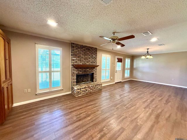 10024 Ridgely Dr, Baton Rouge, LA 70809