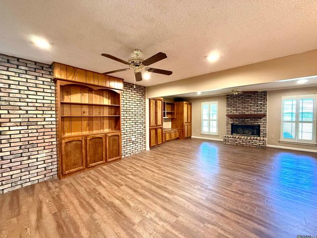 10024 Ridgely Dr, Baton Rouge, LA 70809