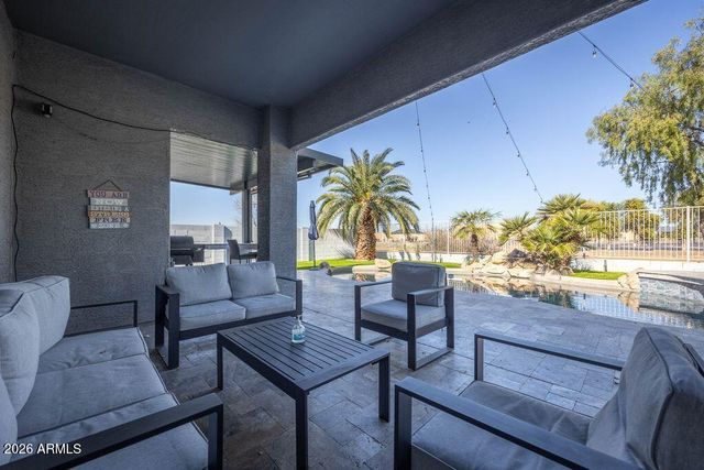 10114 W SUPERIOR Avenue, Tolleson, AZ 85353