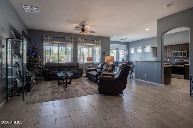 10114 W SUPERIOR Avenue, Tolleson, AZ 85353