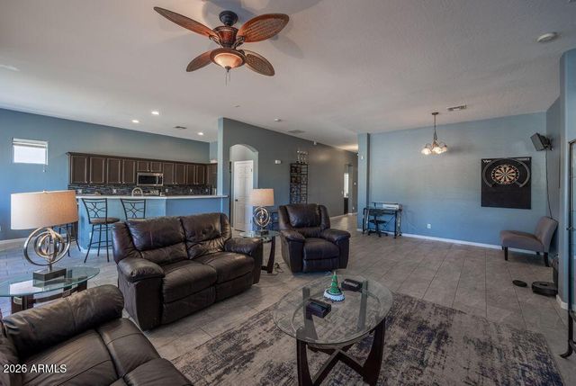 10114 W SUPERIOR Avenue, Tolleson, AZ 85353