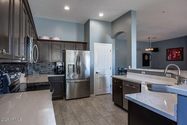 10114 W SUPERIOR Avenue, Tolleson, AZ 85353