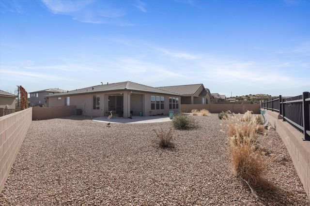 2831 Kings Canyon Loop NE, Rio Rancho, NM 87144