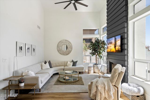 12055 E CLINTON Street, Scottsdale, AZ 85259