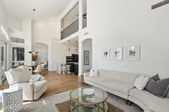 12055 E CLINTON Street, Scottsdale, AZ 85259