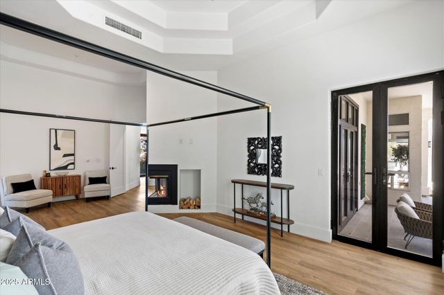 12055 E CLINTON Street, Scottsdale, AZ 85259