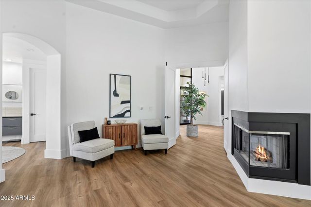 12055 E CLINTON Street, Scottsdale, AZ 85259