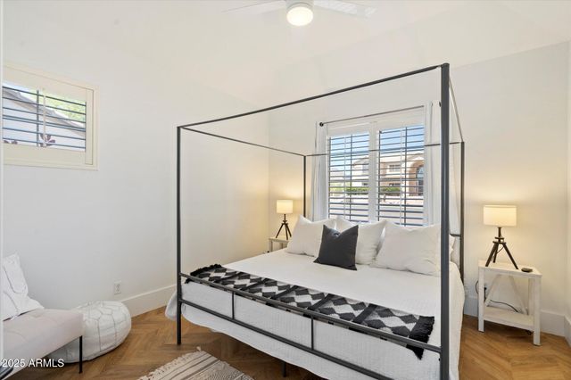 12055 E CLINTON Street, Scottsdale, AZ 85259