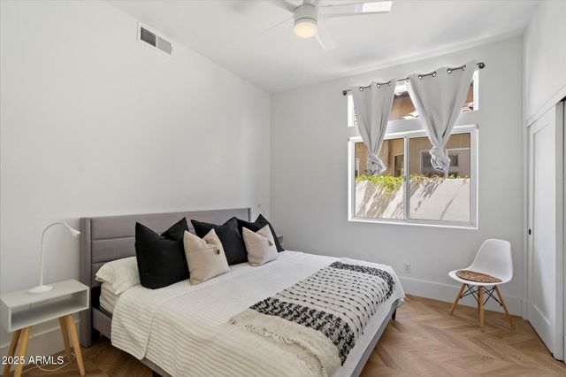 12055 E CLINTON Street, Scottsdale, AZ 85259