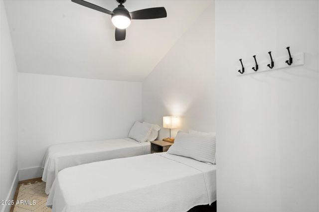 12055 E CLINTON Street, Scottsdale, AZ 85259