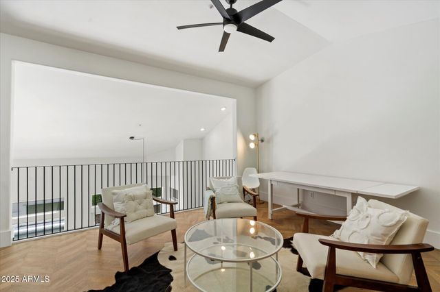 12055 E CLINTON Street, Scottsdale, AZ 85259