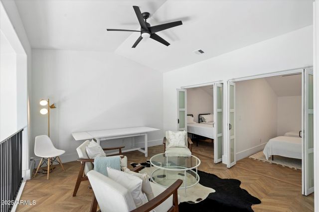 12055 E CLINTON Street, Scottsdale, AZ 85259