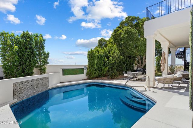 12055 E CLINTON Street, Scottsdale, AZ 85259