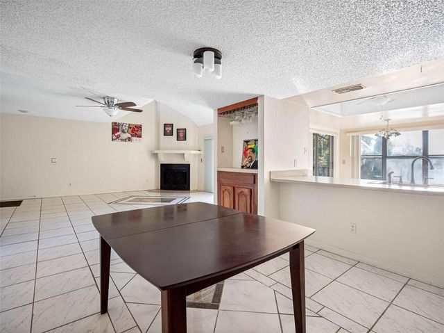 5122 PURITAN CIRCLE 5122, Tampa, FL 33617