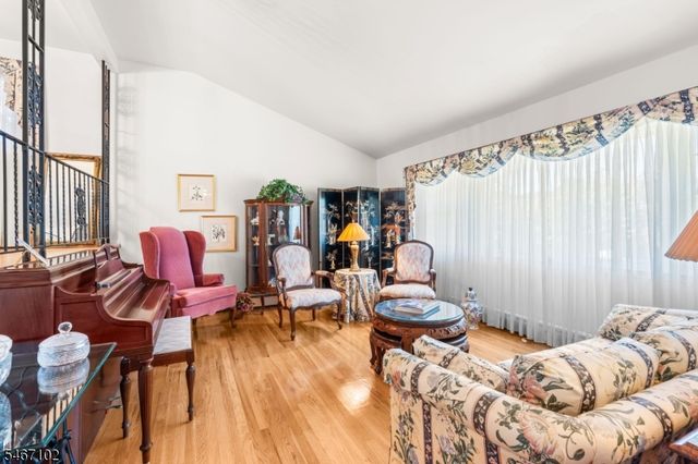 238 Saint Cloud Ave, West Orange Twp., NJ 07052