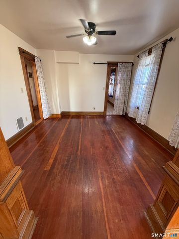 91 Alma Street 2nd Floor, Waterbury, CT 06705