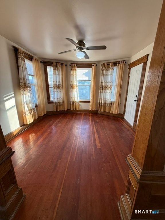 91 Alma Street 2nd Floor, Waterbury, CT 06705