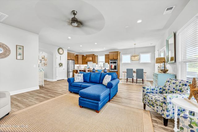 4204 Passerine Avenue, Wilmington, NC 28412