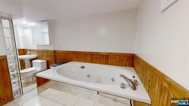 12 Truman Road, North Arlington, NJ 07031