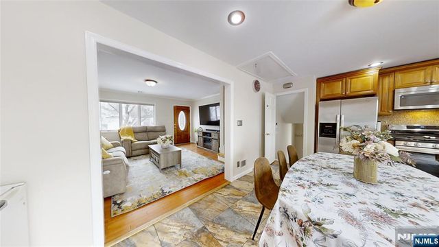 12 Truman Road, North Arlington, NJ 07031