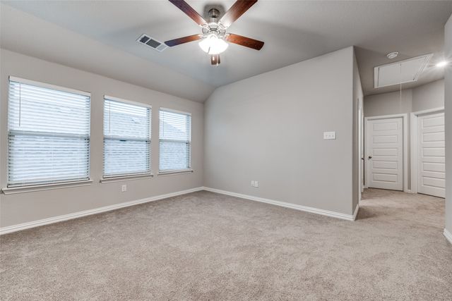 1237 Milfoil Drive, Justin, TX 76247