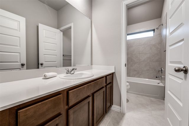 1237 Milfoil Drive, Justin, TX 76247
