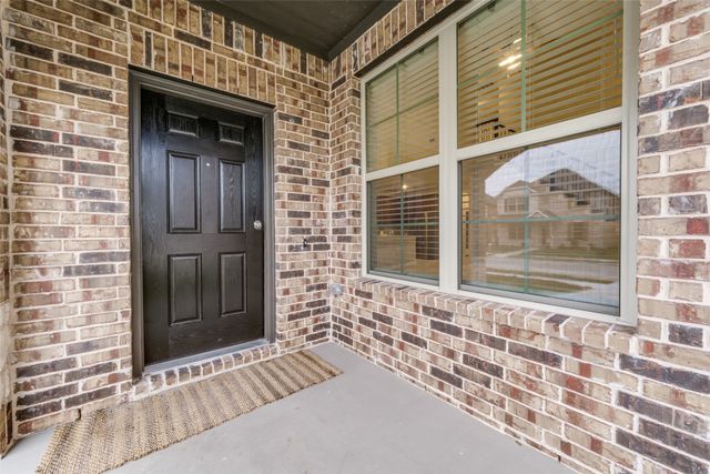 1237 Milfoil Drive, Justin, TX 76247