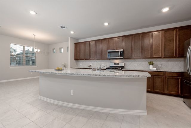 1237 Milfoil Drive, Justin, TX 76247